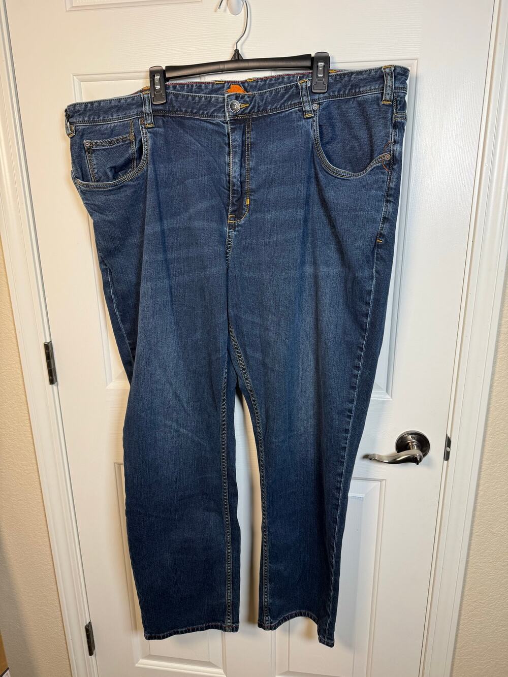 Tommy Bahama Men's Relaxed Straight Leg Jeans Medium Wash 46x30 Big Tall
